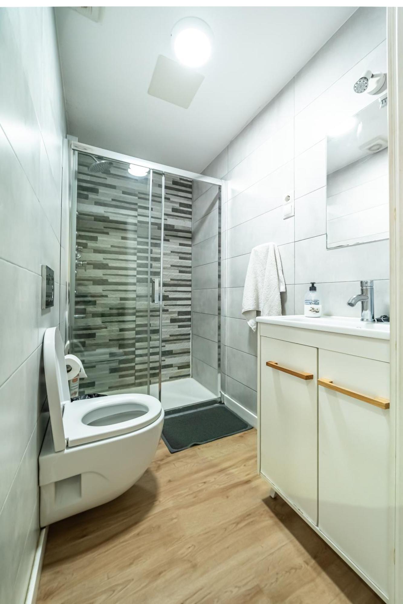 Appartement New Flat , Modern , Wifi, 10Min Sol, 5 Reina Sofia à Madrid Extérieur photo