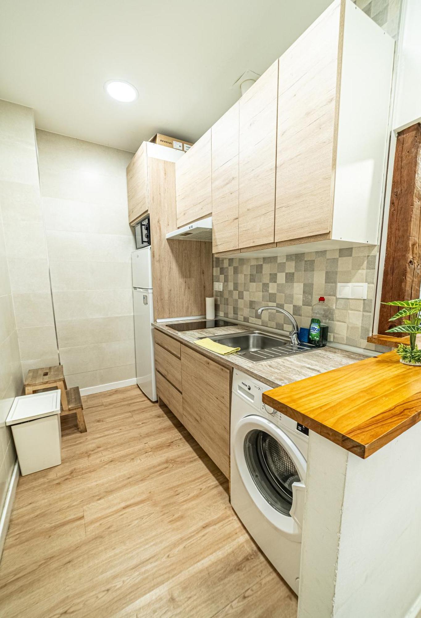 Appartement New Flat , Modern , Wifi, 10Min Sol, 5 Reina Sofia à Madrid Extérieur photo