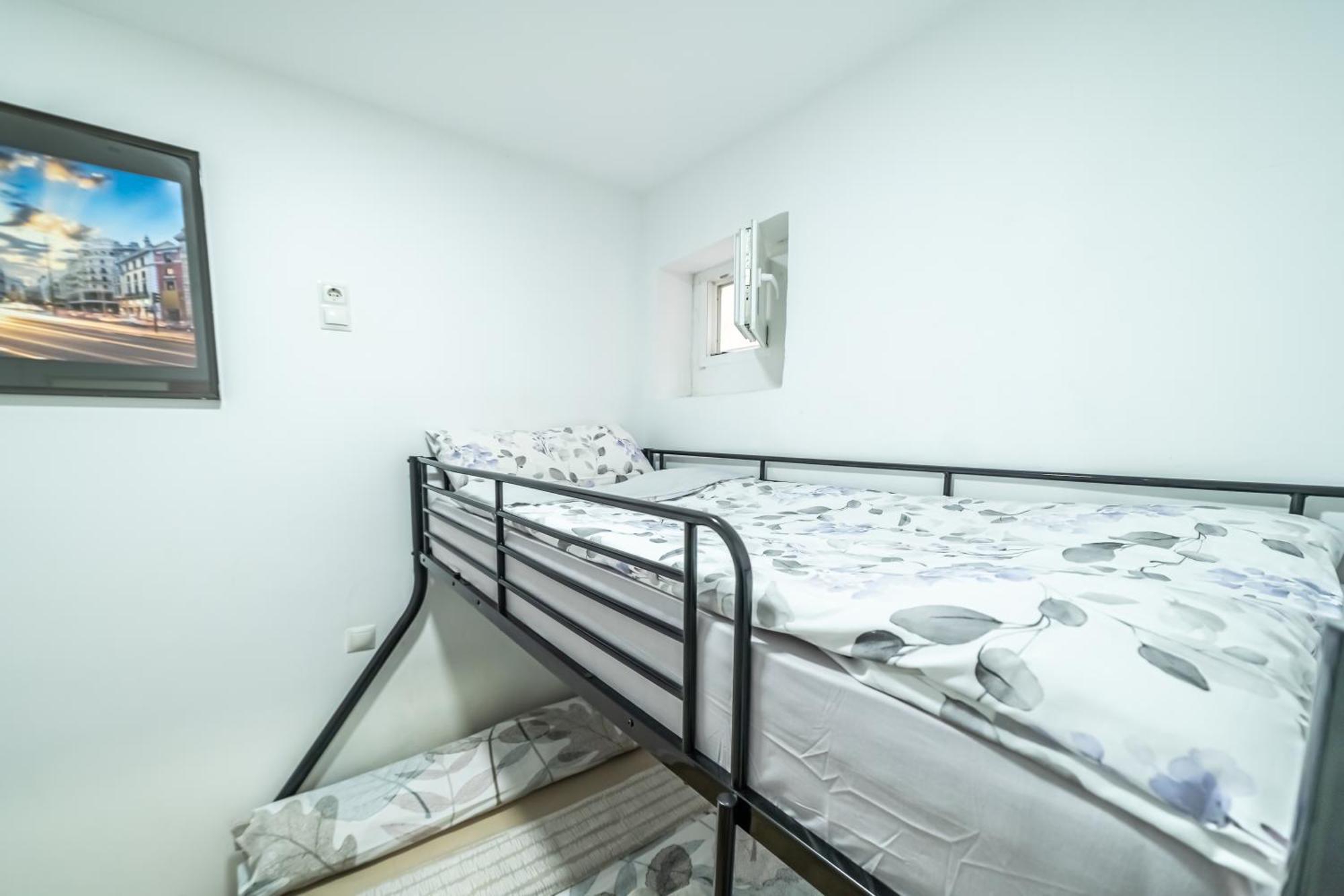 Appartement New Flat , Modern , Wifi, 10Min Sol, 5 Reina Sofia à Madrid Extérieur photo